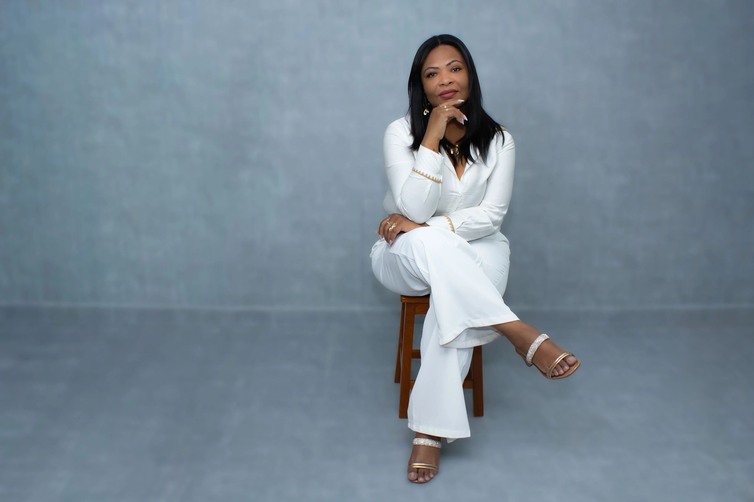 Professional woman offering companionship